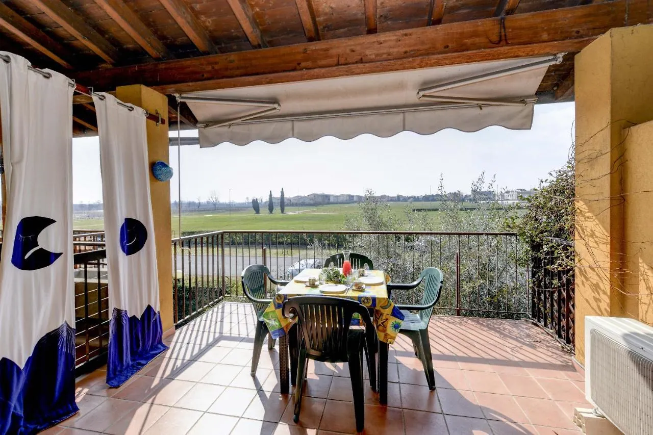 Appartamento Al Cascinale Desenzano del Garda 0*,  Italy