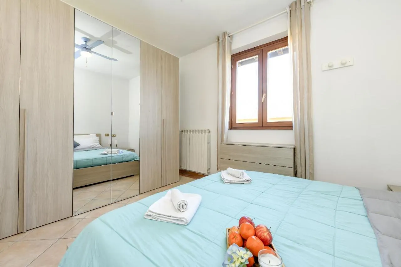 Appartamento Al Cascinale Desenzano del Garda 0*,