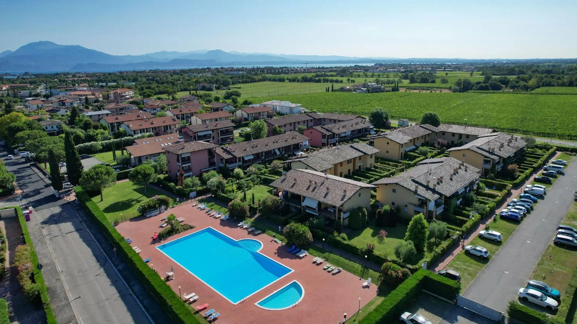 Appartamento Al Cascinale Desenzano del Garda 0*,  Italy
