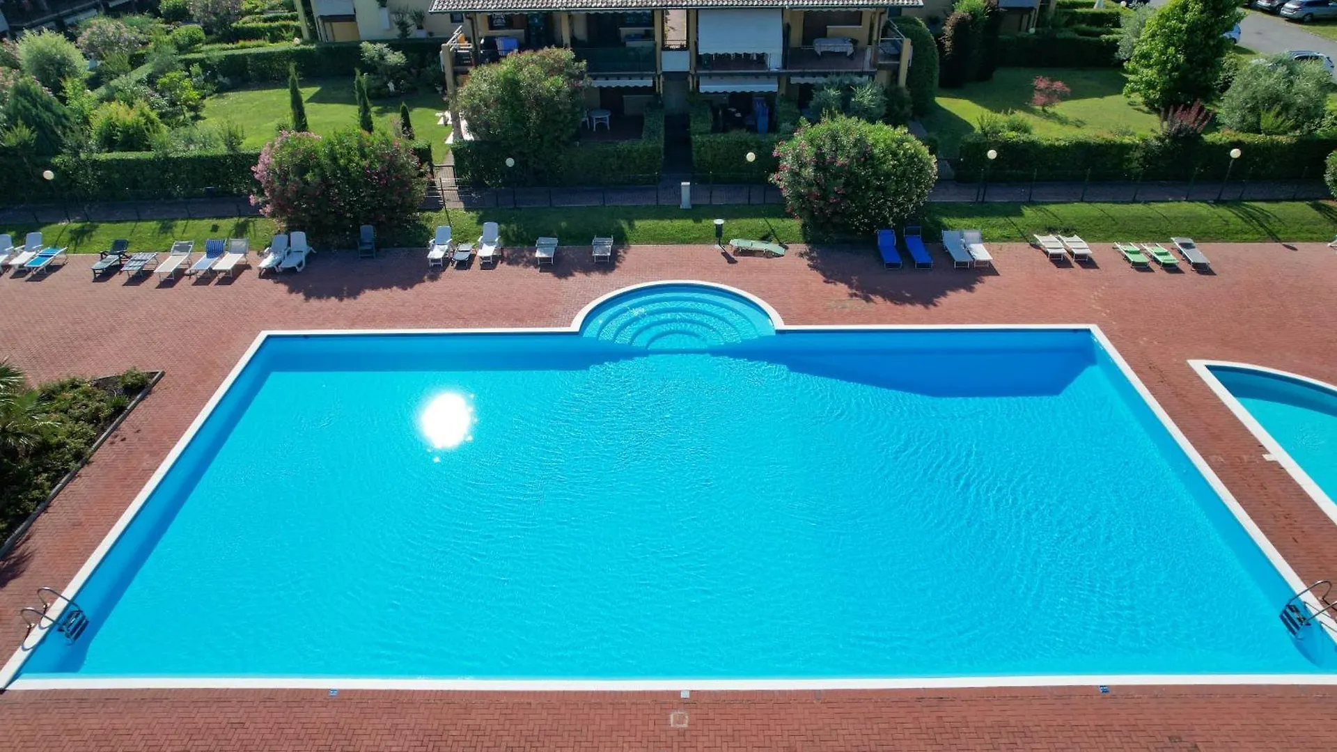 Appartamento Al Cascinale contacts